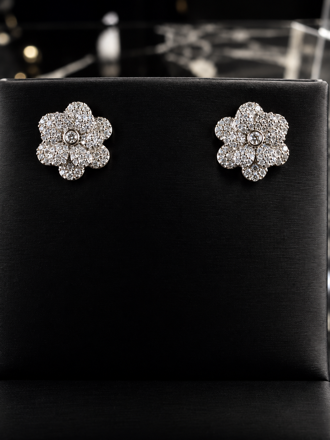 14k white gold 2 layer flower diamonds earrings