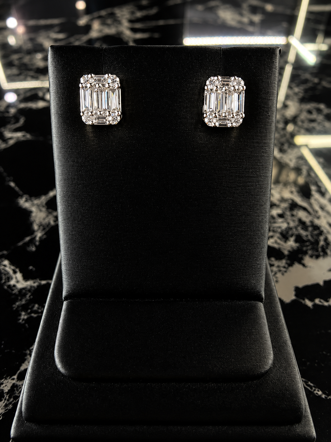 14k white gold diamond baguette earrings