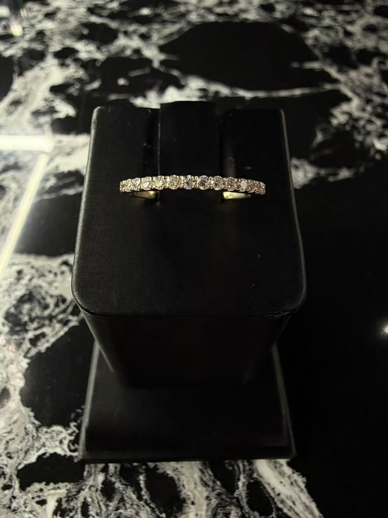 14k yellow gold diamond ring