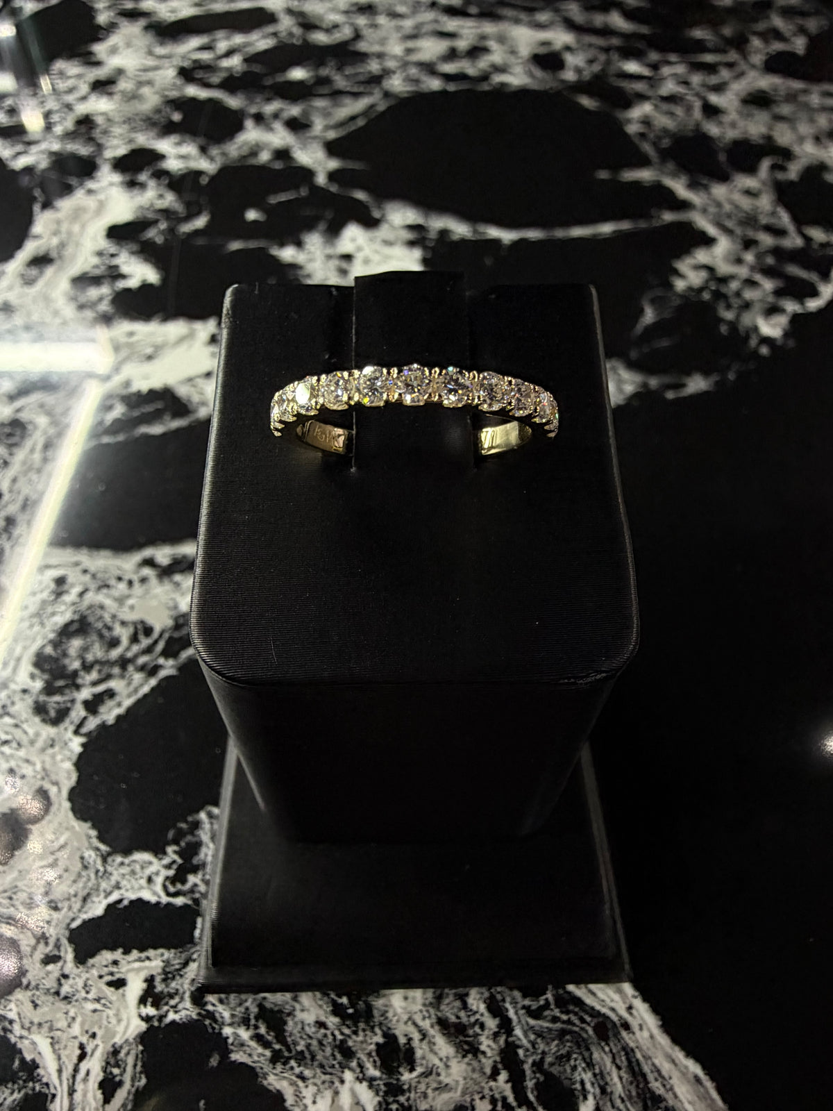 14k YELLOW GOLD DIAMOND RING