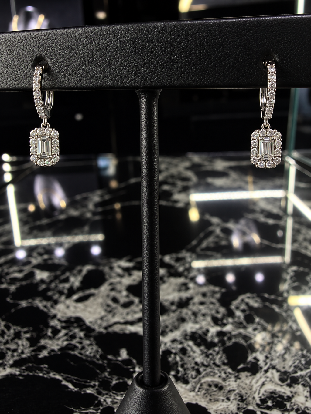 14k white gold emerald diamond dangling