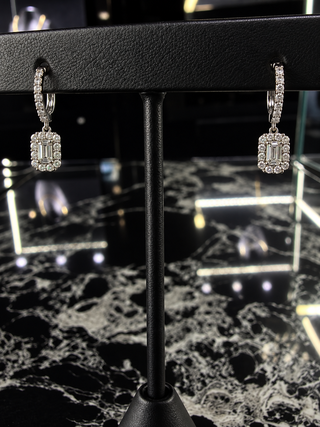 14k white gold emerald diamond dangling