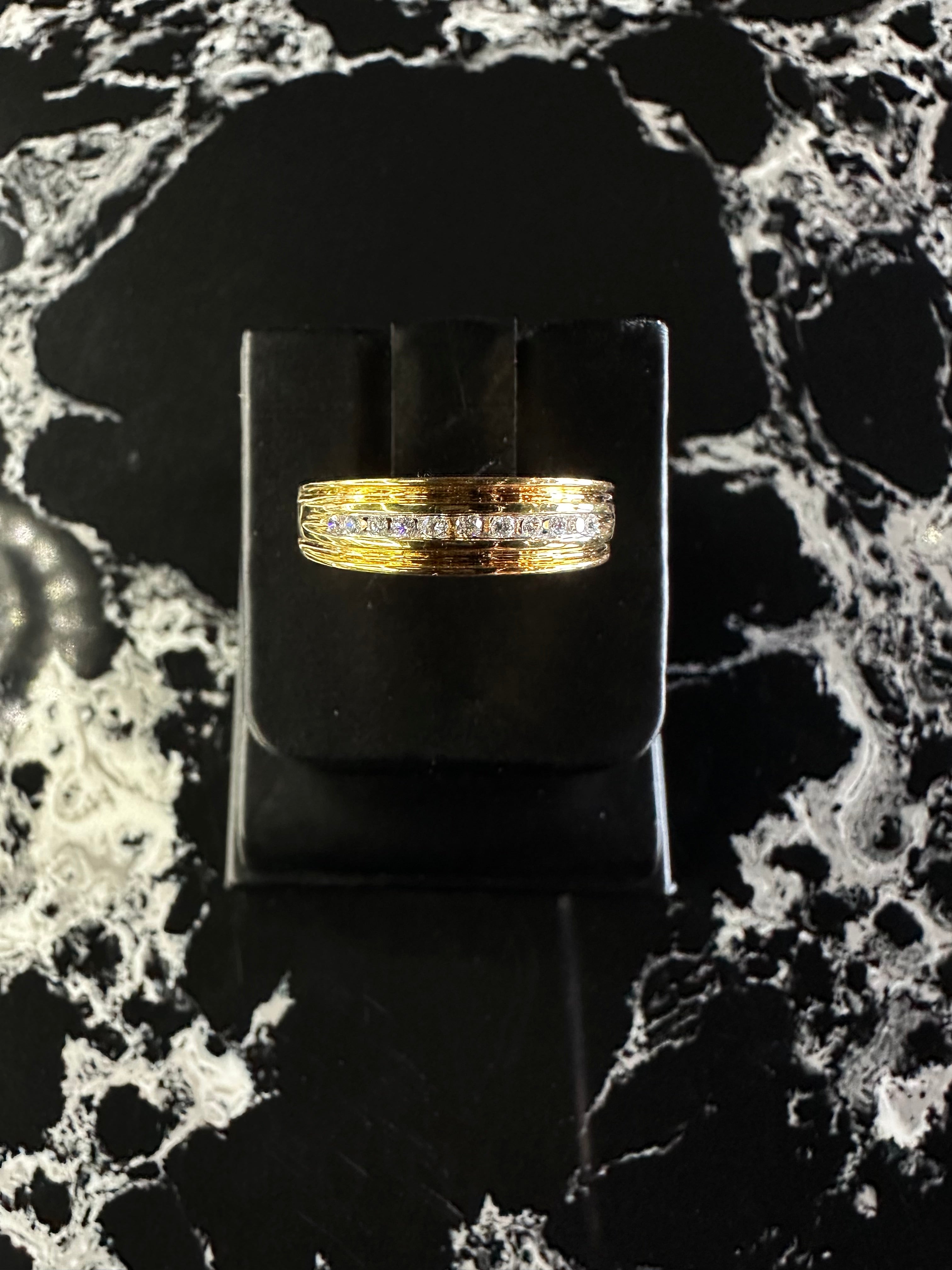 NATURAL DIAMOND MENS RING 14K