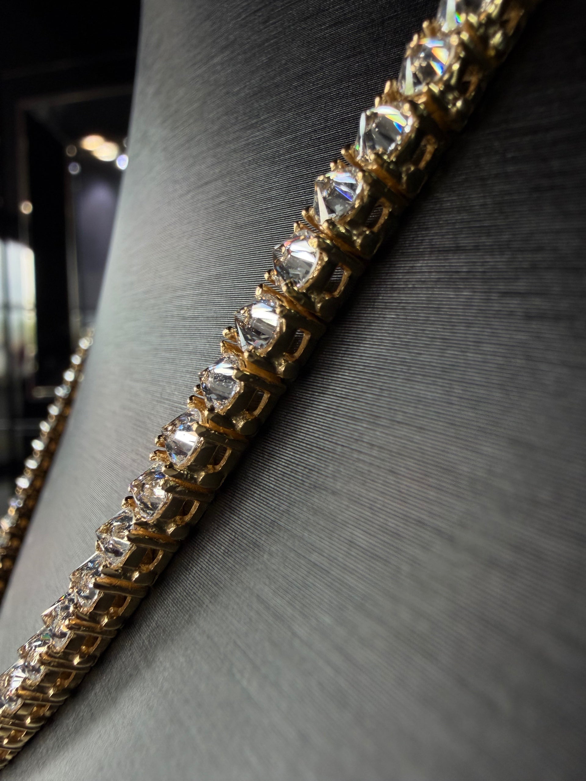 LAB DIAMOND UPSIDE DOWN TENNIS DIAMOND CHAIN 14K