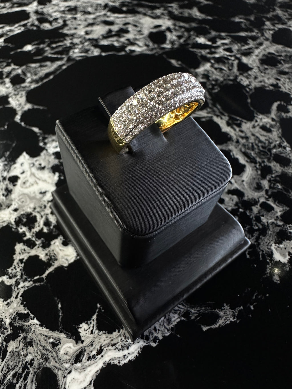 NATURAL DIAMOND RAISE PAVE RING 14K