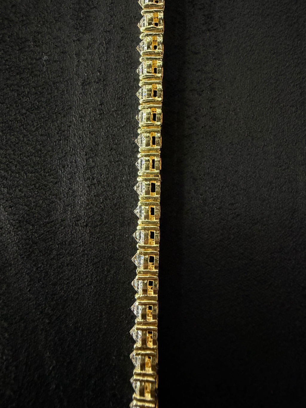 LAB DIAMOND UPSIDE DOWN TENNIS BRACELET 14K
