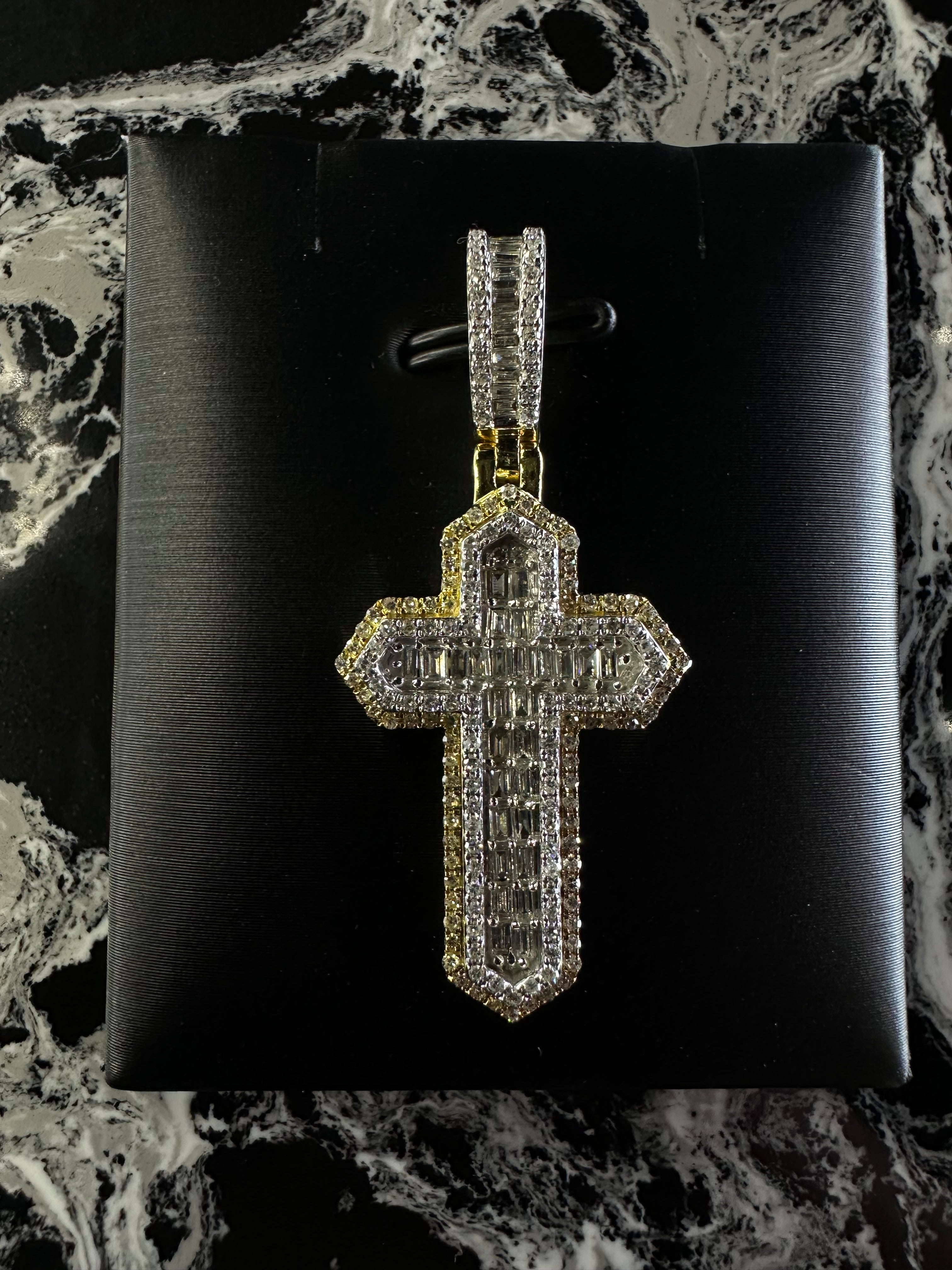 DIAMOND CROSS 14K PENDANT