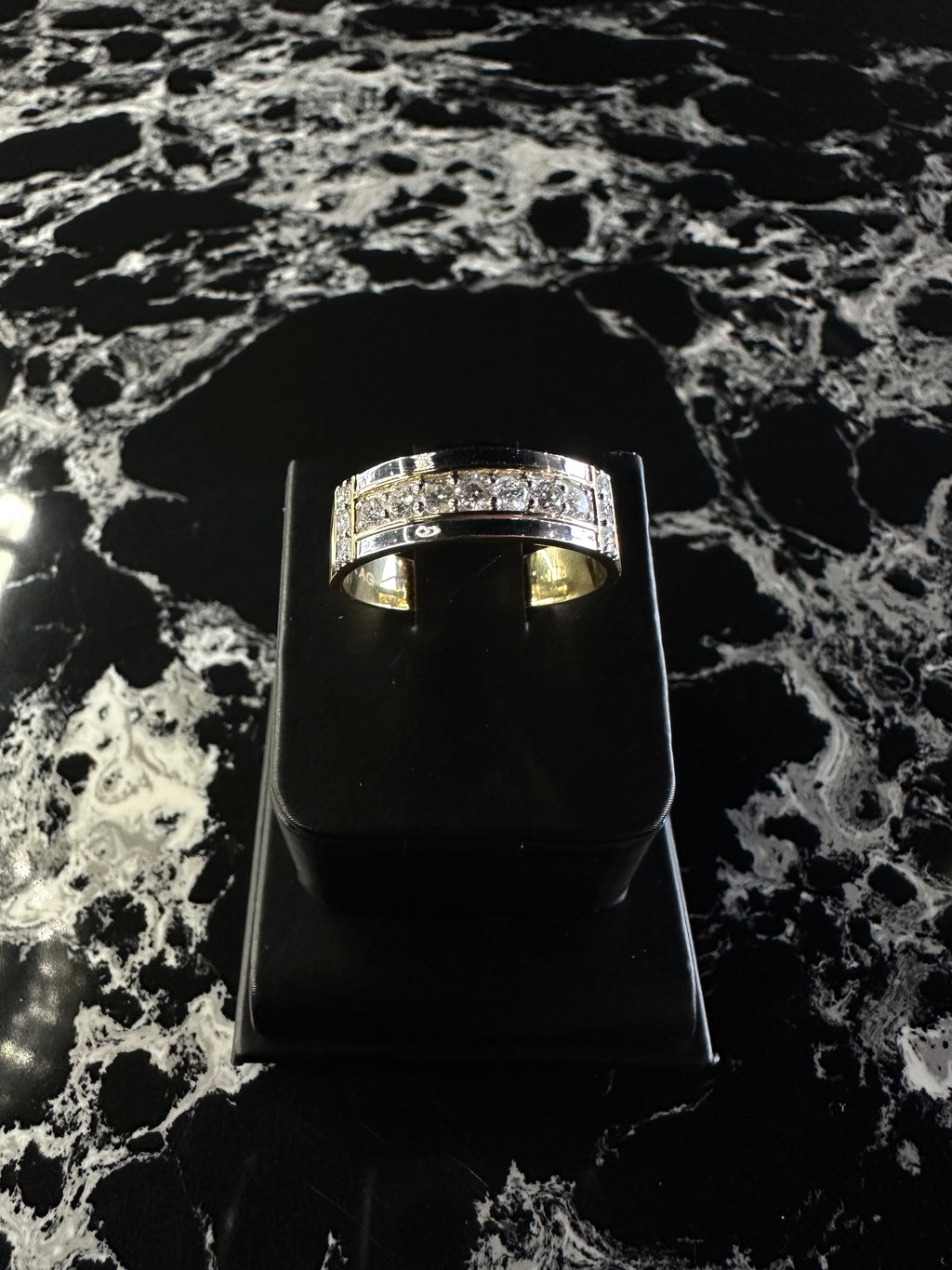 NATURAL DIAMOND MENS RING 14K