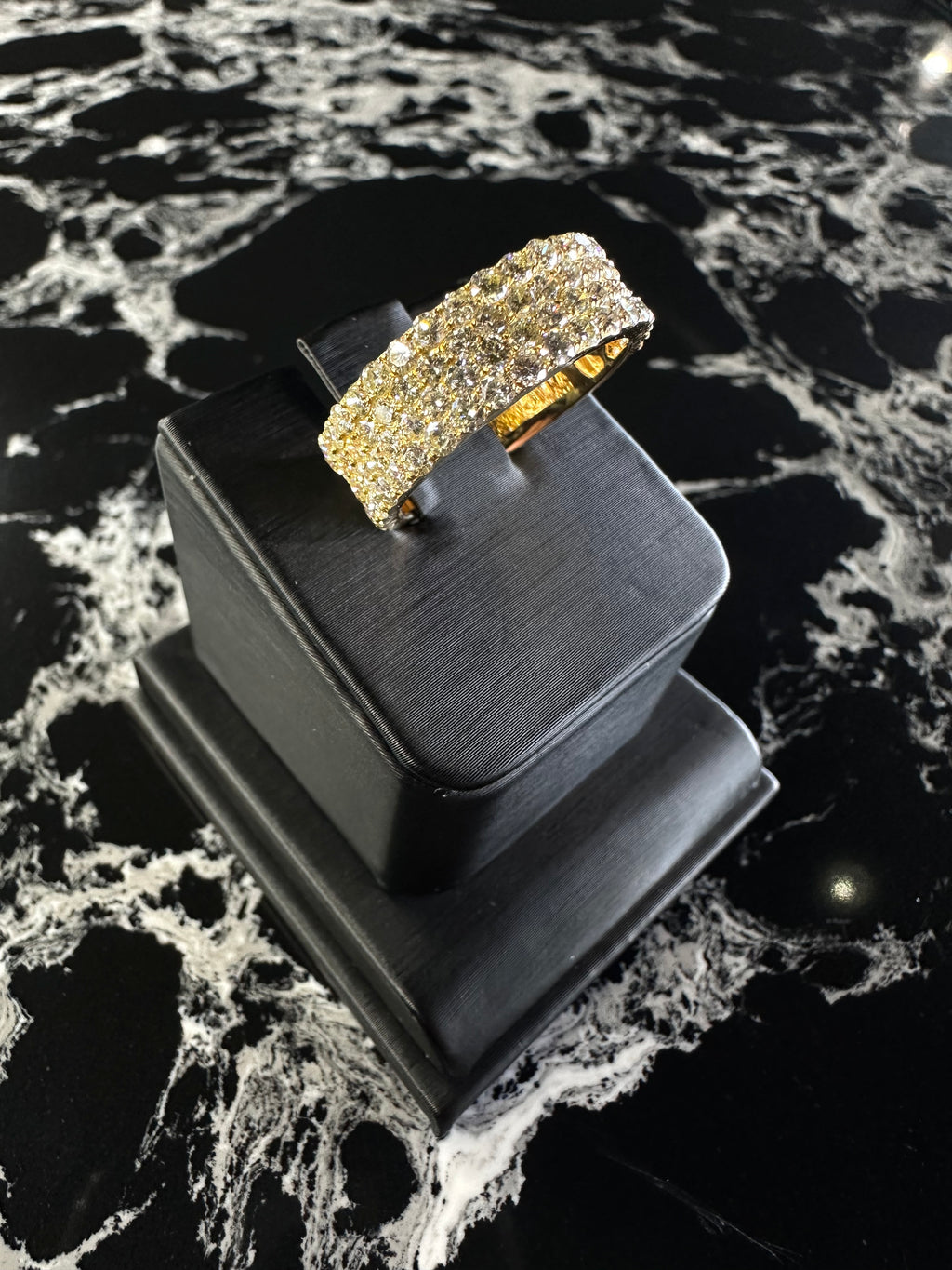 NATURAL DIAMOND MENS RING 14K