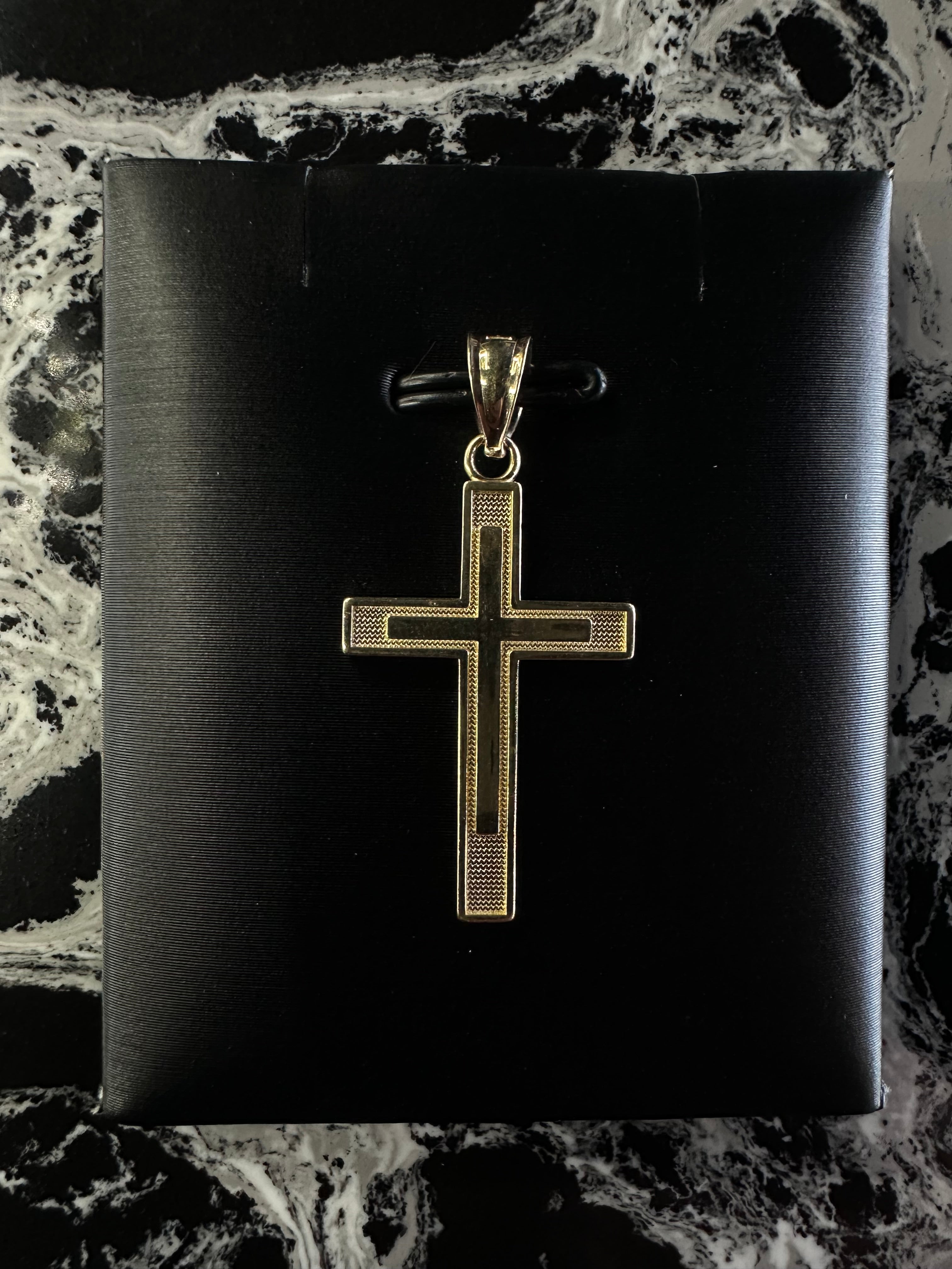 14K CROSS PENDANT